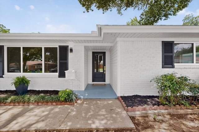 216 Bellvue Drive, Fort Worth, TX 76134
