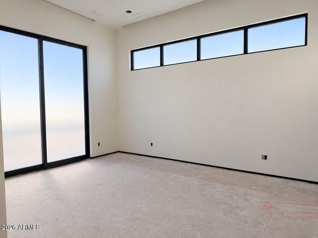 5032 N ASCENT Drive, Scottsdale, AZ 85251