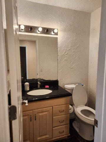 2790 NW 80th Avenue, Sunrise, FL 33322