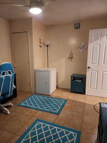 2790 NW 80th Avenue, Sunrise, FL 33322