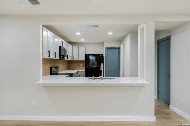 7819 Gideon Rock, San Antonio, TX 78254