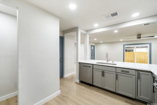 7819 Gideon Rock, San Antonio, TX 78254