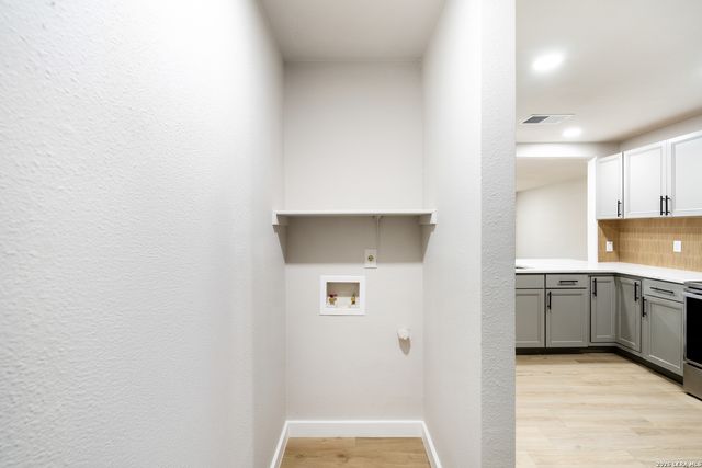 7819 Gideon Rock, San Antonio, TX 78254