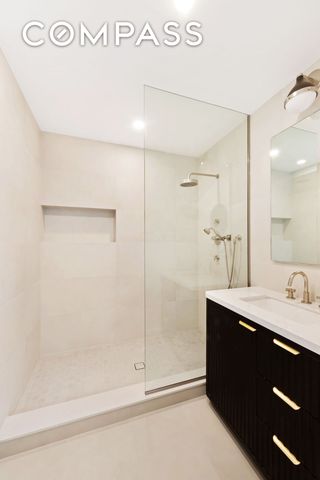 9 W 84th Street, New York City, NY 10024