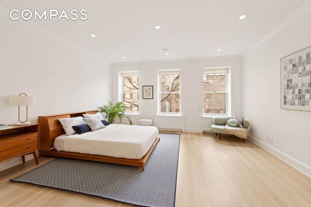 9 W 84th Street, New York City, NY 10024