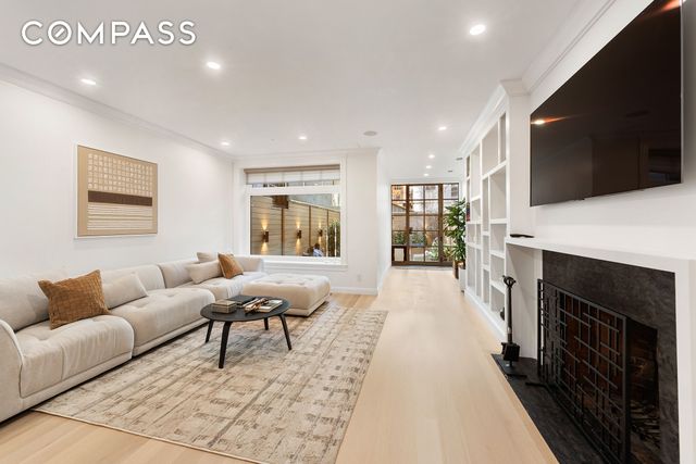 9 W 84th Street, New York City, NY 10024