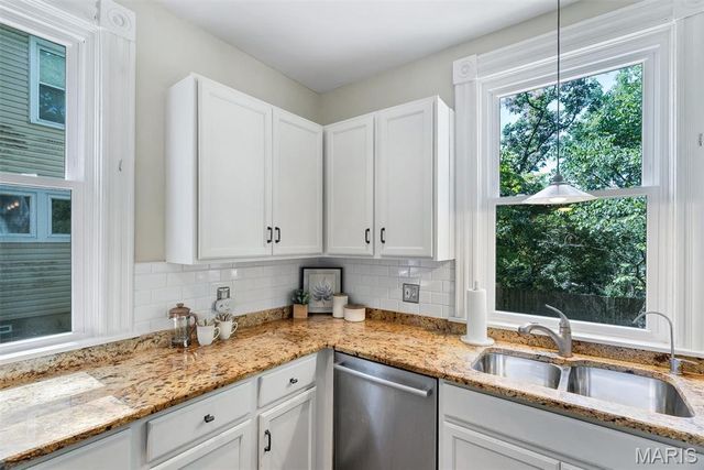 415 Oak Street, Webster Groves, MO 63119