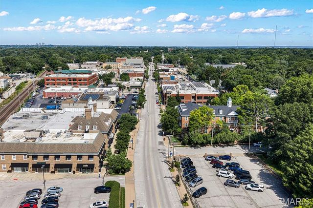 415 Oak Street, Webster Groves, MO 63119