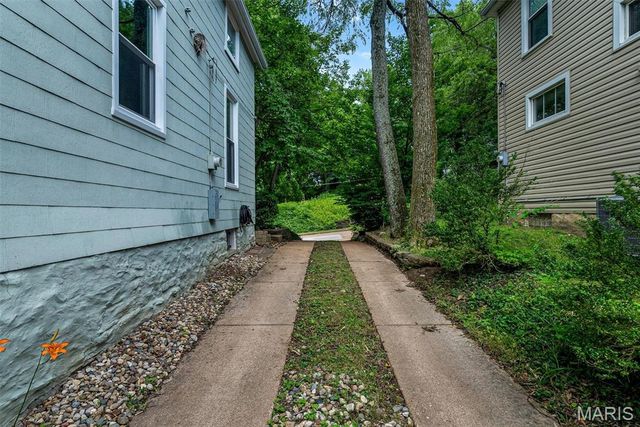 415 Oak Street, Webster Groves, MO 63119