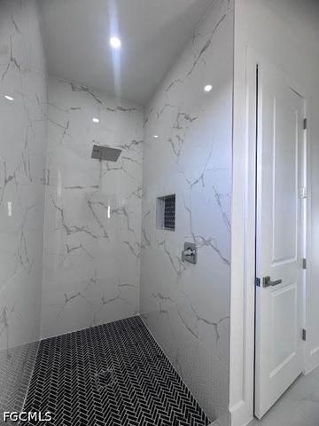 1600 Nelson RD N, Cape Coral, FL 33993