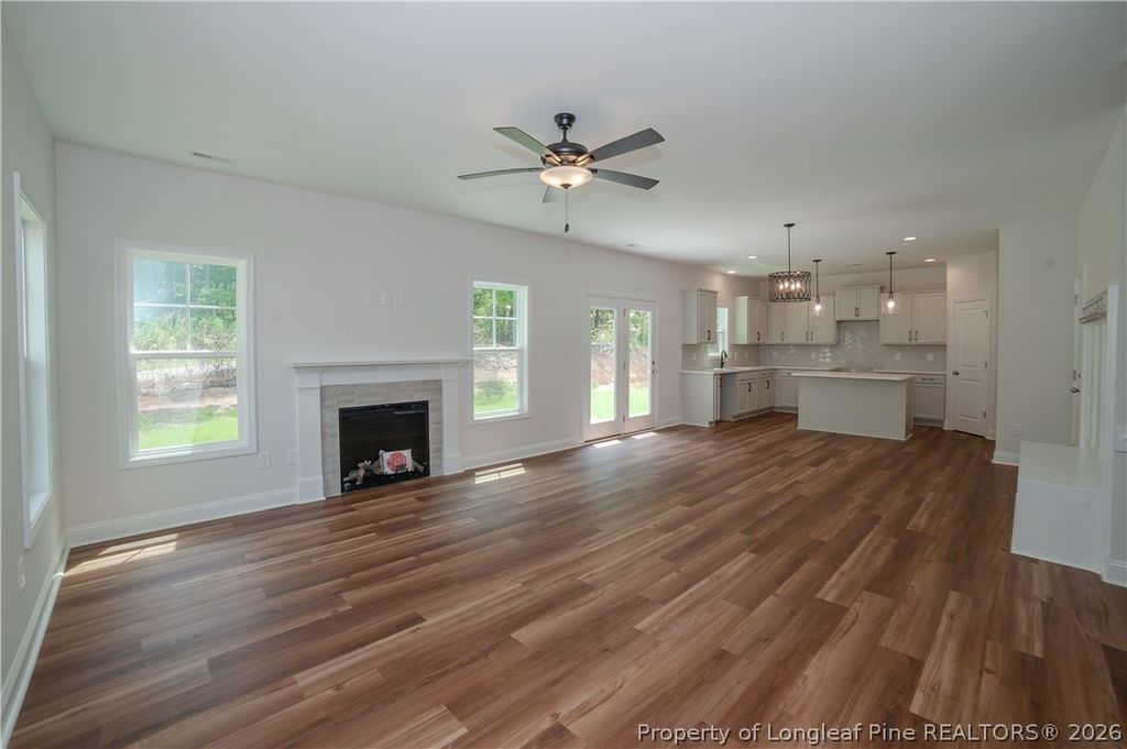 475 Crichton Court, Fayetteville, NC 28311 — photo 2