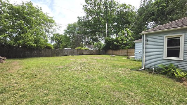 7007 315th AVENUE, Salem, WI 53168