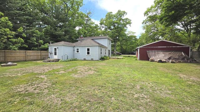 7007 315th AVENUE, Salem, WI 53168