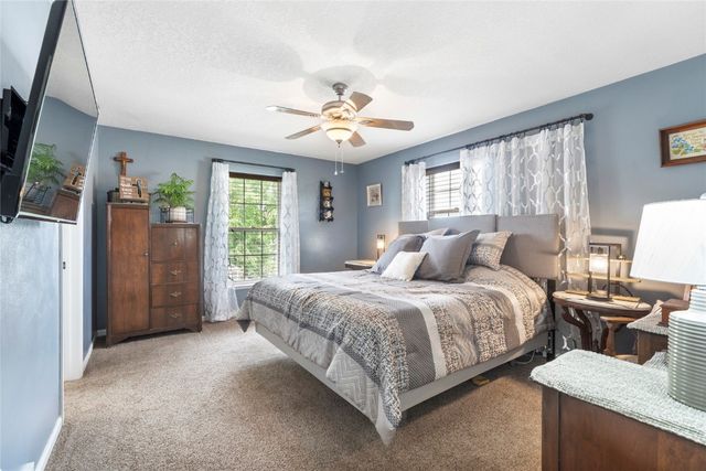 523 E Terrace Drive, Center Point, IA 52213