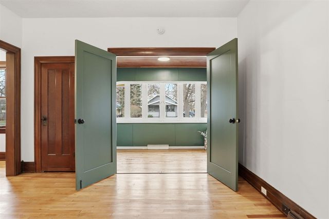 16 E Cleveland Avenue, Muskegon, MI 49444