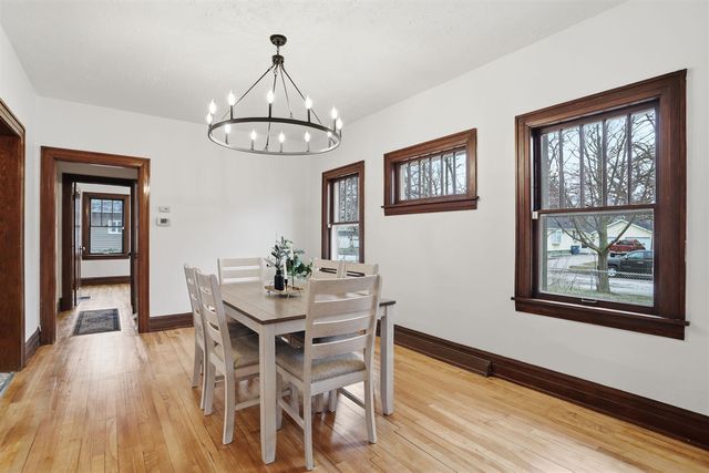 16 E Cleveland Avenue, Muskegon, MI 49444