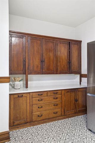 16 E Cleveland Avenue, Muskegon, MI 49444