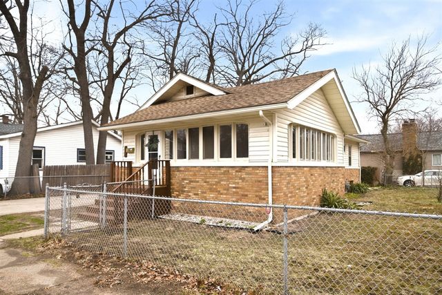 16 E Cleveland Avenue, Muskegon, MI 49444