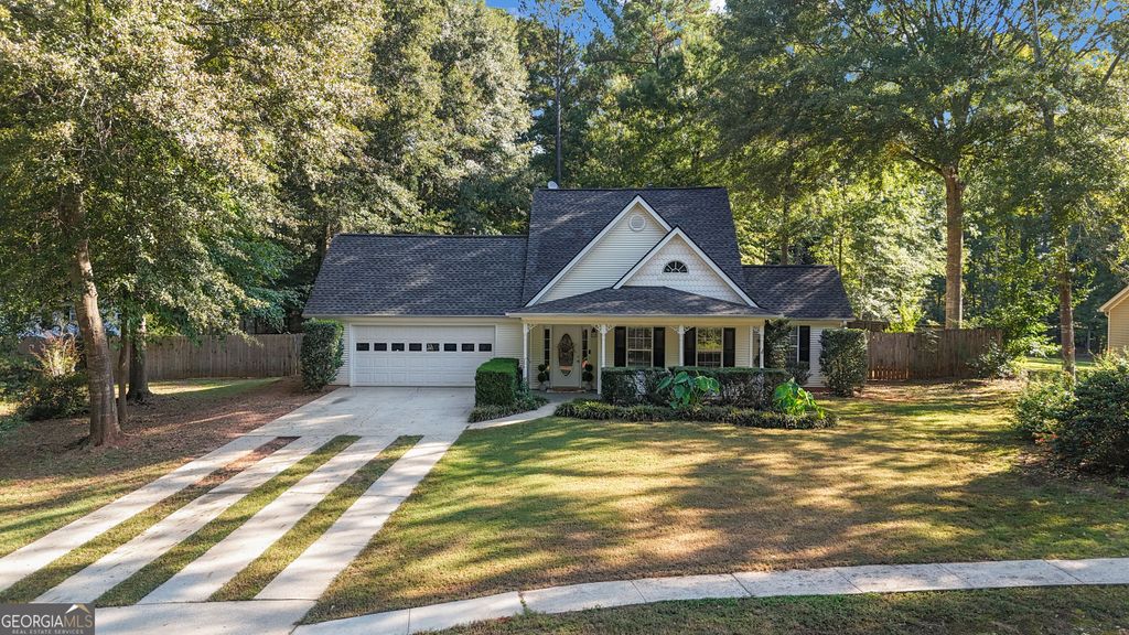 692 Willow Dell Drive, Senoia, GA 30276 — exterior