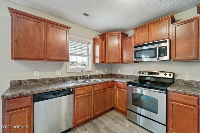 331 Kingston Road, Jacksonville, NC 28546