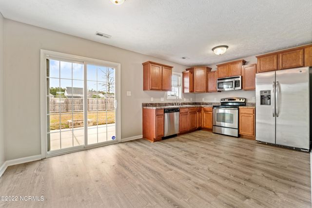 331 Kingston Road, Jacksonville, NC 28546