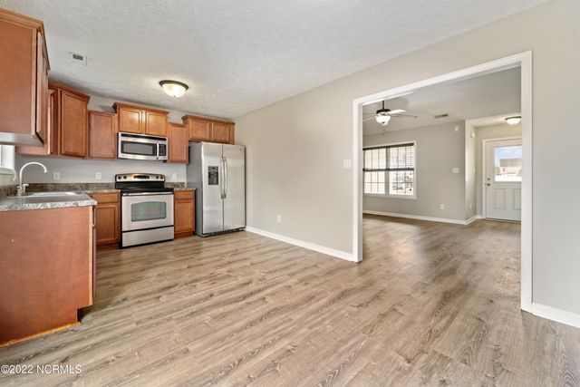 331 Kingston Road, Jacksonville, NC 28546