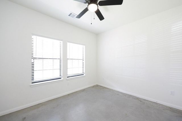 707 Magnolia Point Drive, Huffman, TX 77336