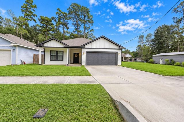 707 Magnolia Point Drive, Huffman, TX 77336