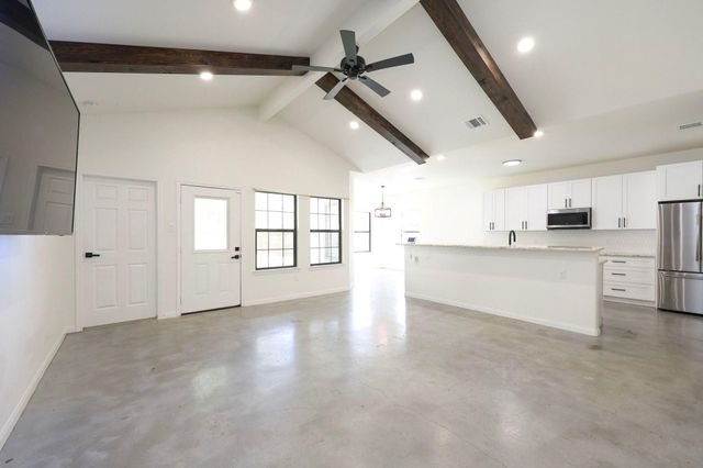 707 Magnolia Point Drive, Huffman, TX 77336