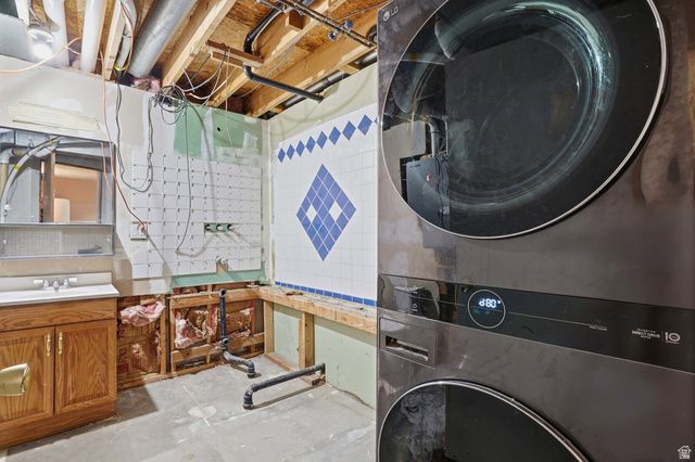 2963 S 8000 W, Magna, UT 84044