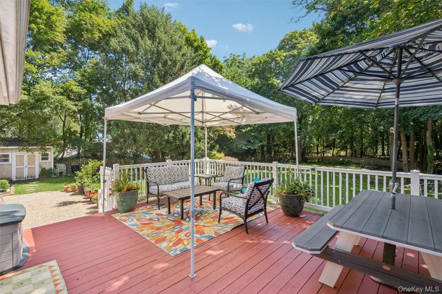 274 Ocean Avenue, Northport, NY 11768