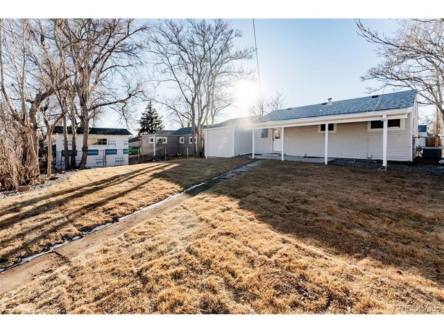 1352 S Quieto Ct, Denver, CO 80223