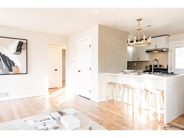 1352 S Quieto Ct, Denver, CO 80223