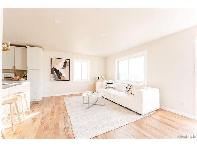 1352 S Quieto Ct, Denver, CO 80223