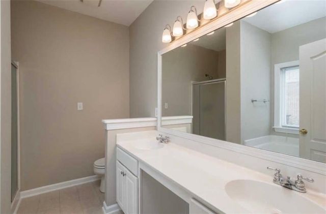 560 Golden Meadow Drive, Mcdonough, GA 30252
