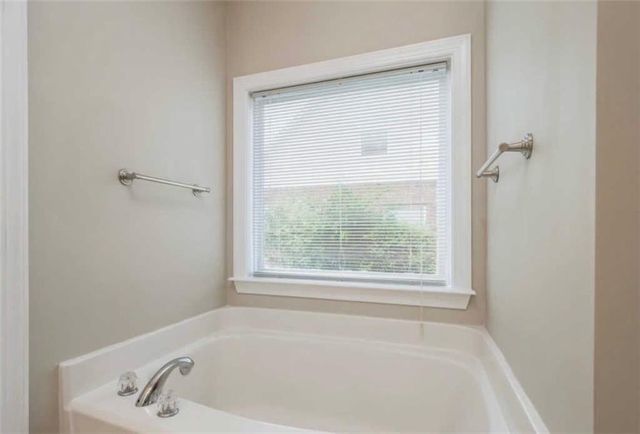 560 Golden Meadow Drive, Mcdonough, GA 30252