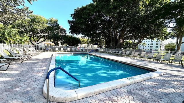 2651 S Course Drive 307, Pompano Beach, FL 33069