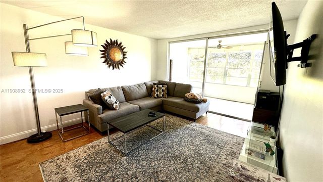 2651 S Course Drive 307, Pompano Beach, FL 33069