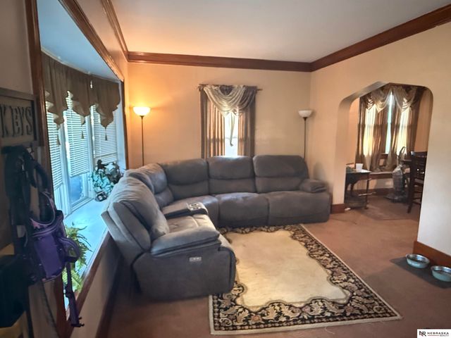 3025 Myrtle Avenue, Omaha, NE 68131
