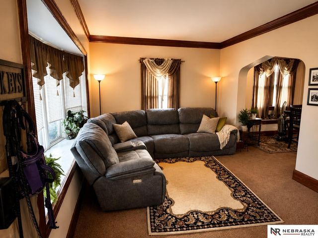 3025 Myrtle Avenue, Omaha, NE 68131