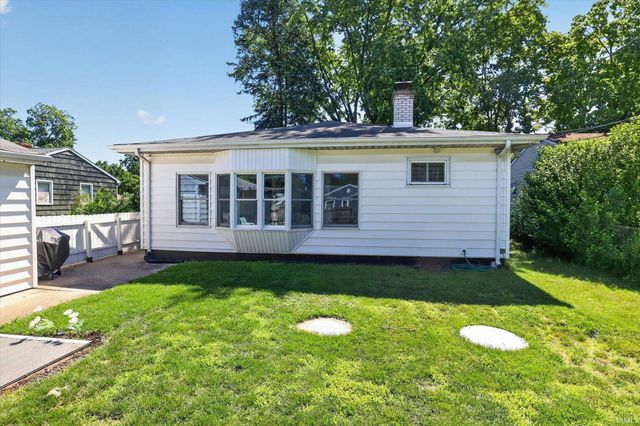 54621 28Th Street, South Bend, IN 46635