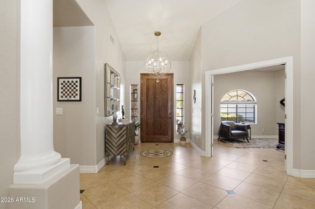 4451 E DESERT Lane, Gilbert, AZ 85234