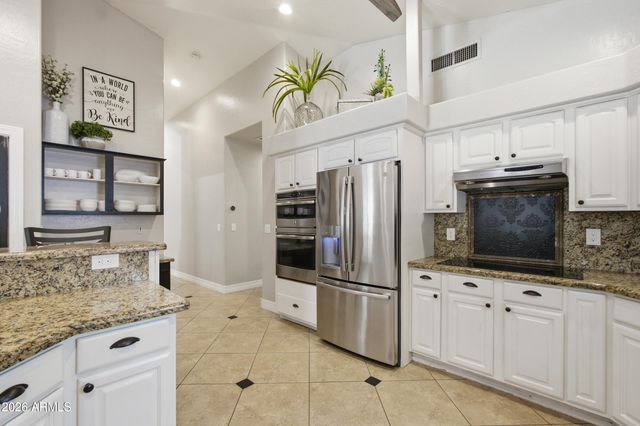 4451 E DESERT Lane, Gilbert, AZ 85234