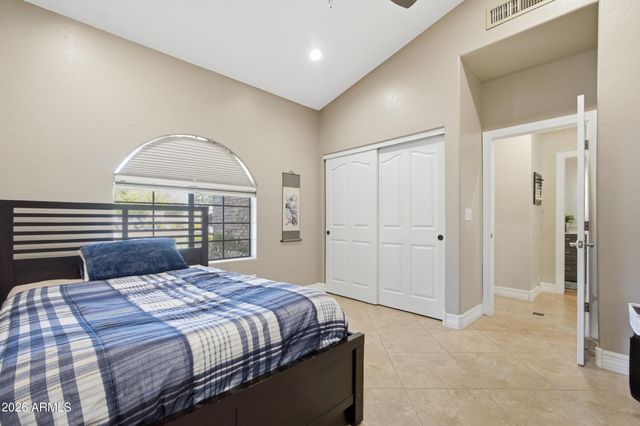 4451 E DESERT Lane, Gilbert, AZ 85234