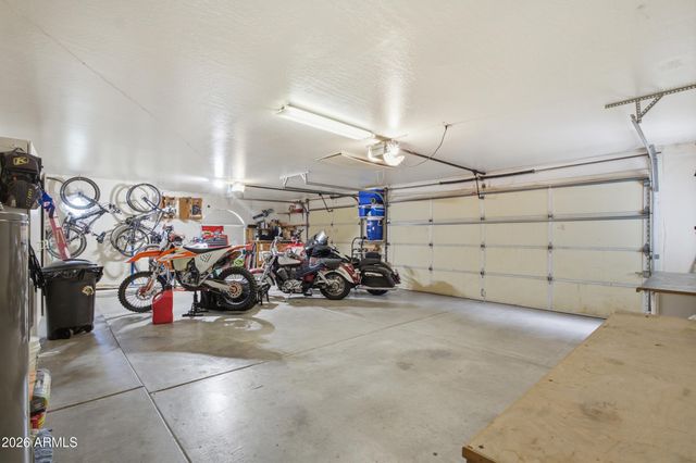 4451 E DESERT Lane, Gilbert, AZ 85234