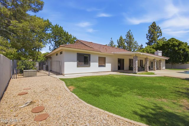 4451 E DESERT Lane, Gilbert, AZ 85234