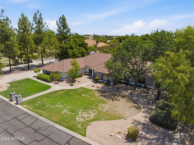 4451 E DESERT Lane, Gilbert, AZ 85234