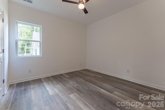 1019 N Ransom Street, Gastonia, NC 28052