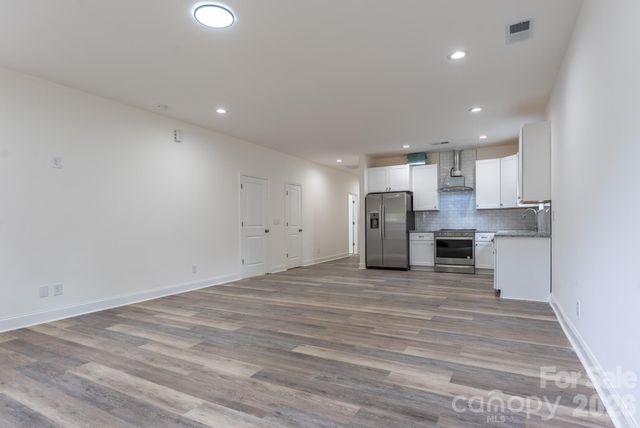 1019 N Ransom Street, Gastonia, NC 28052