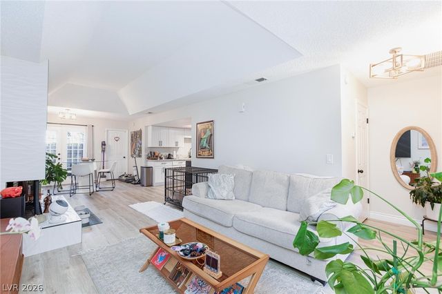 1844 Arbol Verde Way, Las Vegas, NV 89119